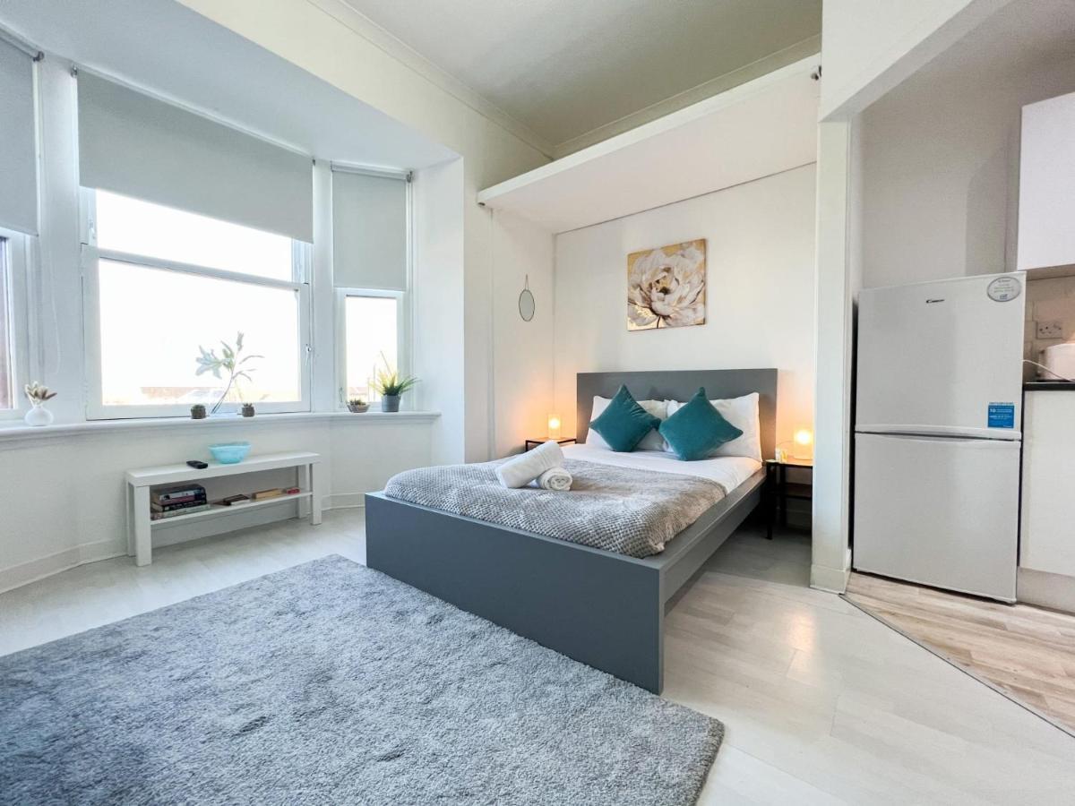 1Bd Glasgow Apartment Buitenkant foto