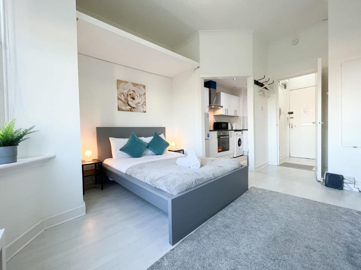 1Bd Glasgow Apartment Buitenkant foto